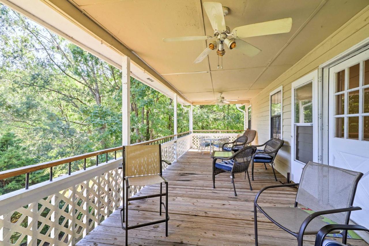 Lakefront Cottage With Private Hot Tub! Buckhead Eksteriør billede