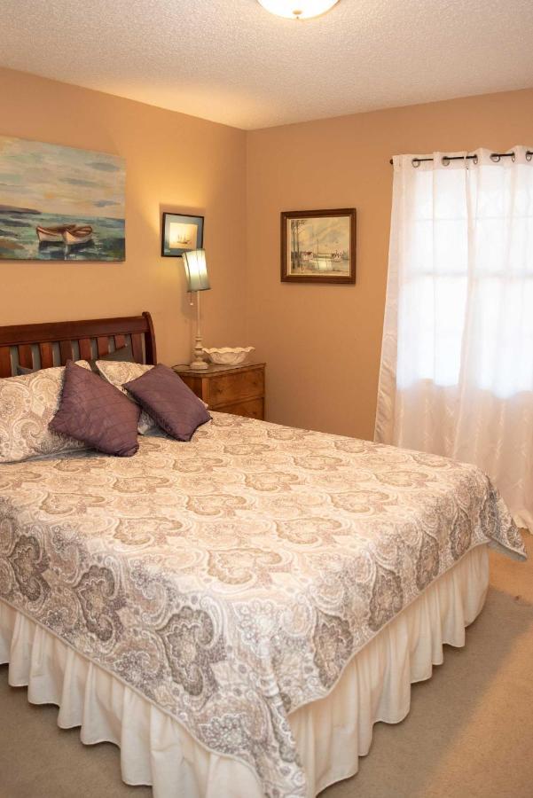 Lakefront Cottage With Private Hot Tub! Buckhead Eksteriør billede